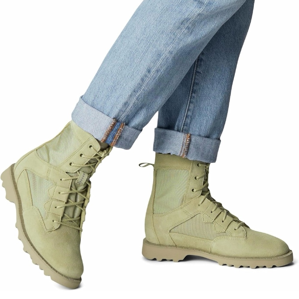 NWT Sorel Caribou OTM WP Laurel Leaf Silver Sage Boots Size 11